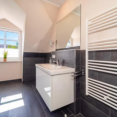 Apartament Baltischer Hof 48 *