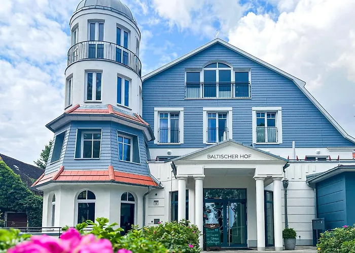 Baltischer Hof 48 *